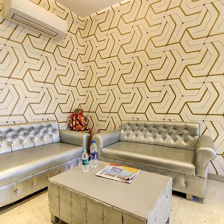 Super Townhouse Oak Aurelia Grand Hotell Lucknow Eksteriør bilde